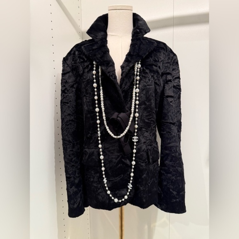 Elegant Olsen Europe Crushed velvet size 14 jacket